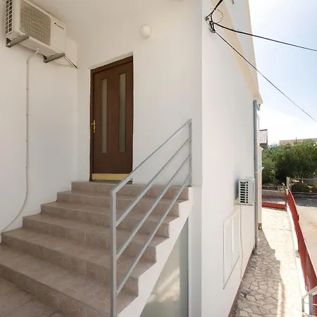 Mirjana Apartment Vodice