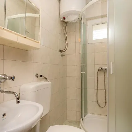 Apartment Mirjana *