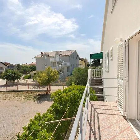 Apartment Mirjana Vodice