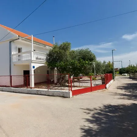Apartment Mirjana