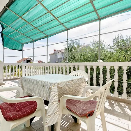 Apartment Mirjana Vodice